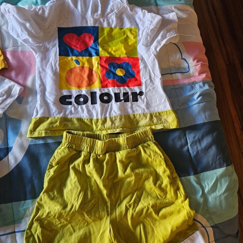 Amazon Kids Yellow Elastic-Waist Shorts